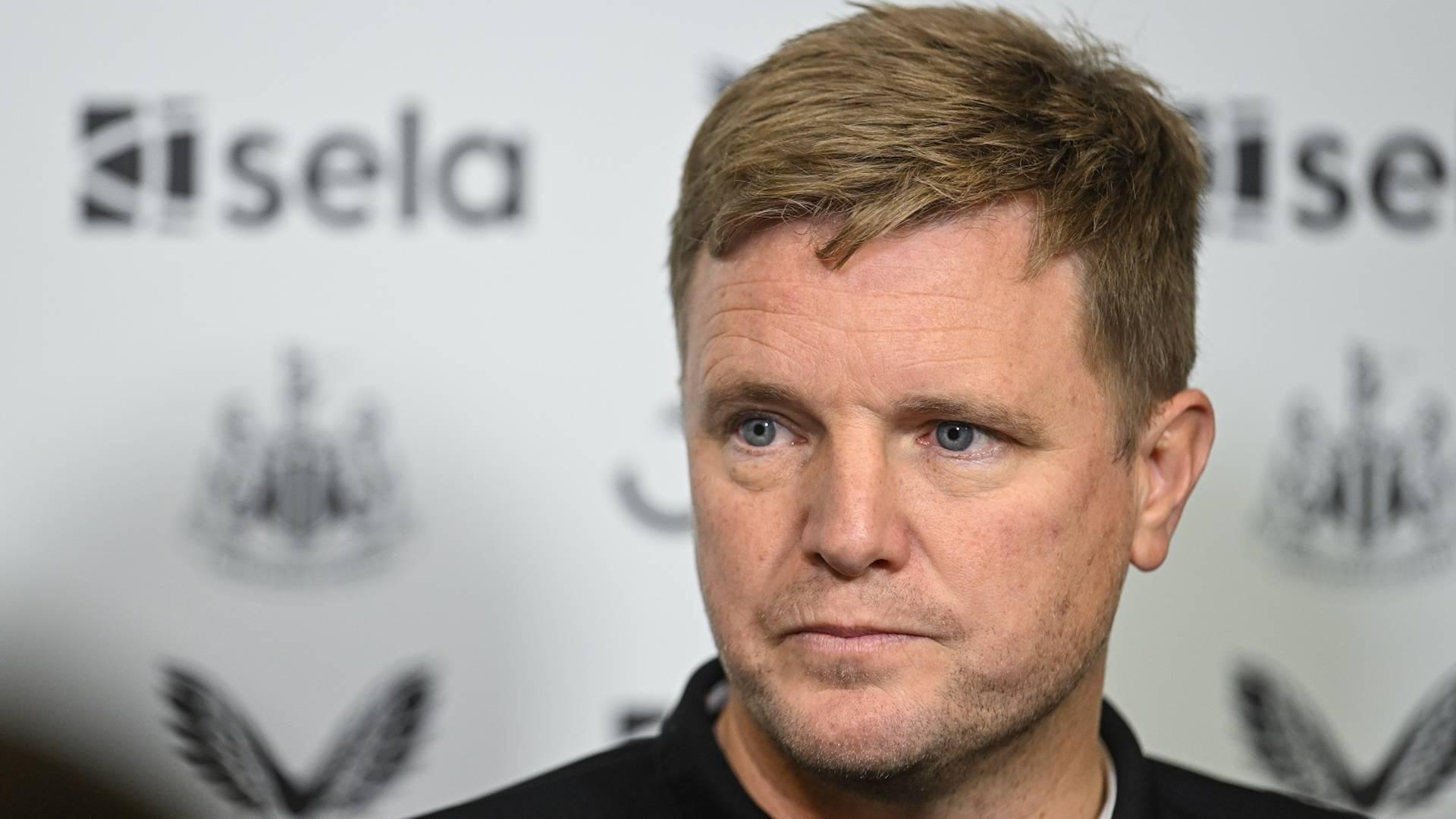 Magpies stars and staff lend a Helping Hand at Christmas